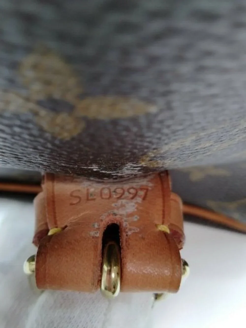Louis Vuitton Gibeciere GM shoulder bag